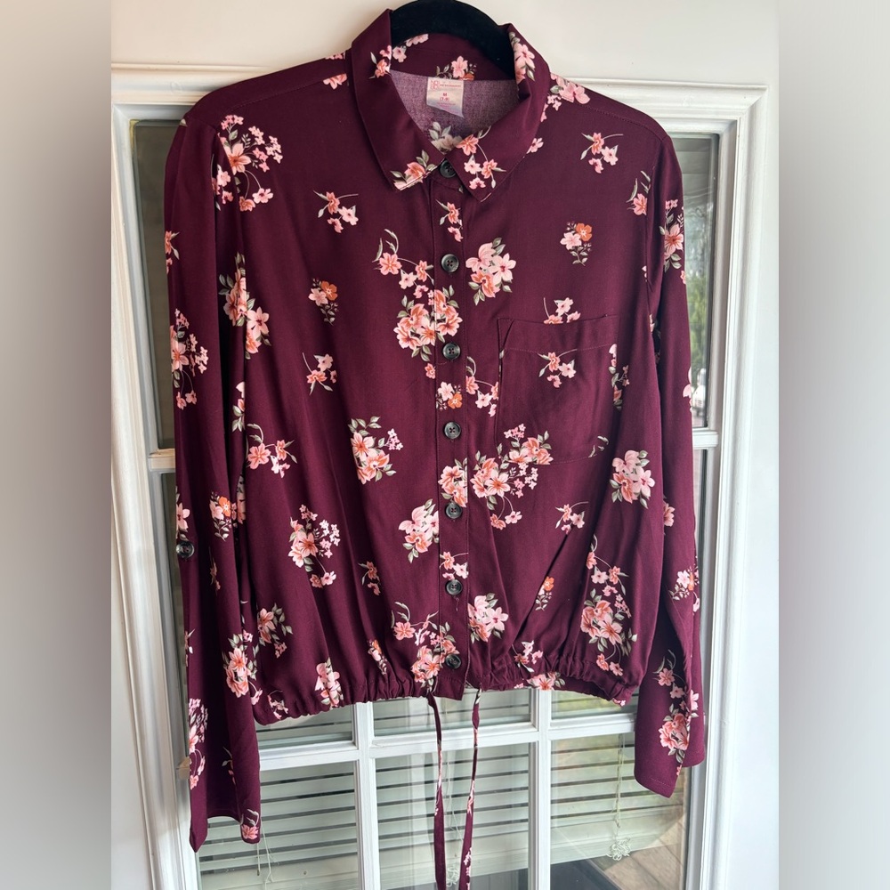 Junior girls top